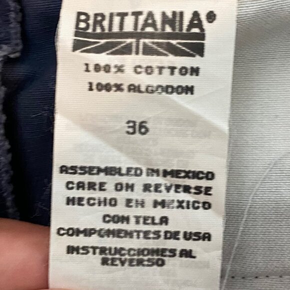 Britannia Mens Loose Fit Navy Blue Pleated Front Shorts Size 36 100% Cotton NWT - Picture 5 of 9